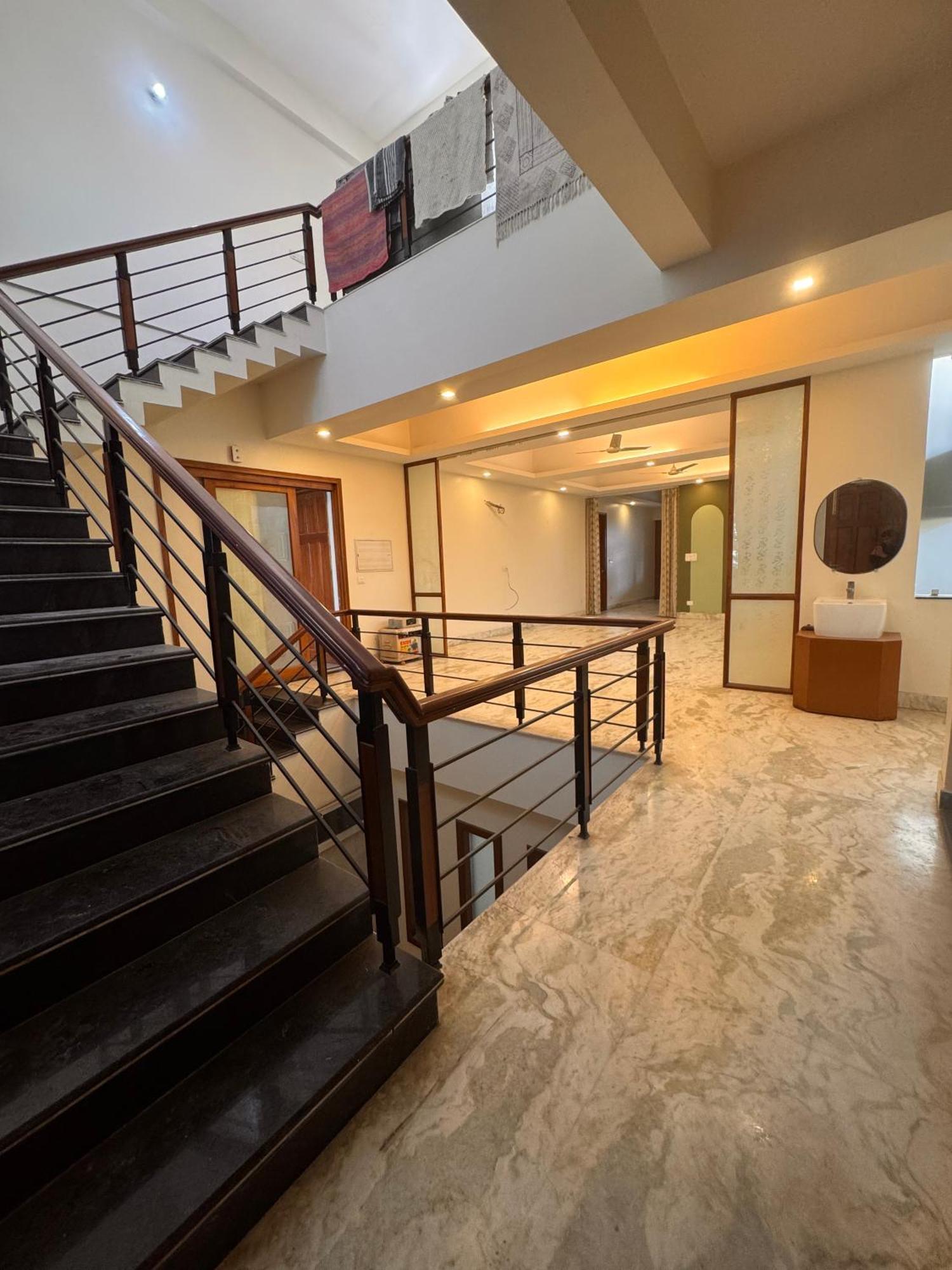 Hl Grand Hotel Lucknow Buitenkant foto
